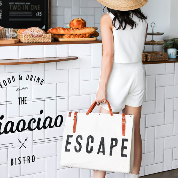 ESCAPE 帆布包 – 米色