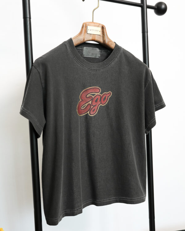 Égo Graphite 復古印字Tee｜霧感鐵灰